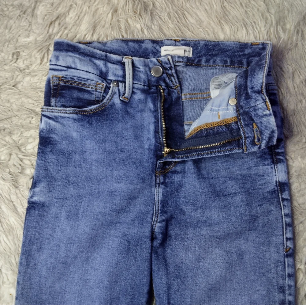 Good American Good Waist Crop Skinny Jeans Size 0 / 25 - Picture 8 of 11